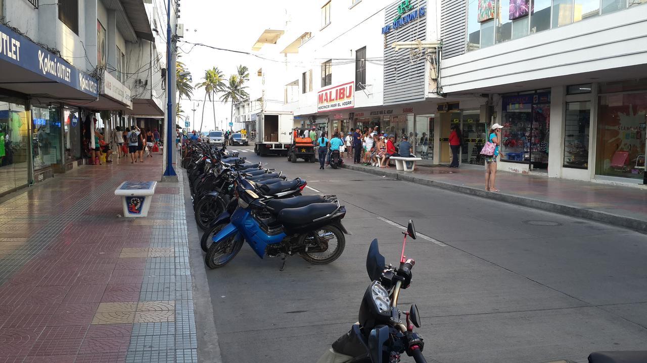 San Andres Vive Paradise Habitaciones Con Bano Privado A 80Mts De La Playa Principal Eksteriør bilde